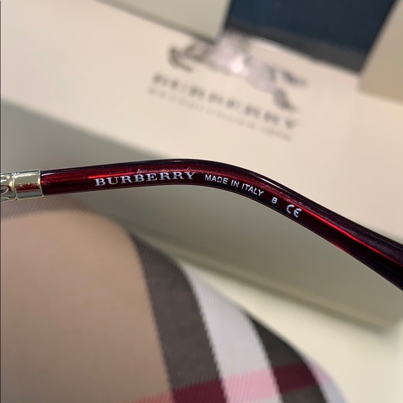 Authentic Burberry Sunglasses - Picture 5 of 5